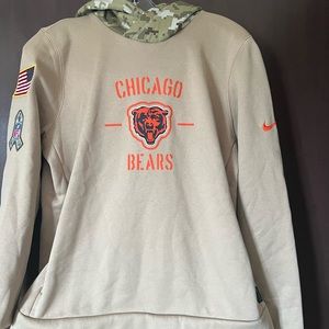 Women’s Chicago Bear’s Salute to Service Hoodie